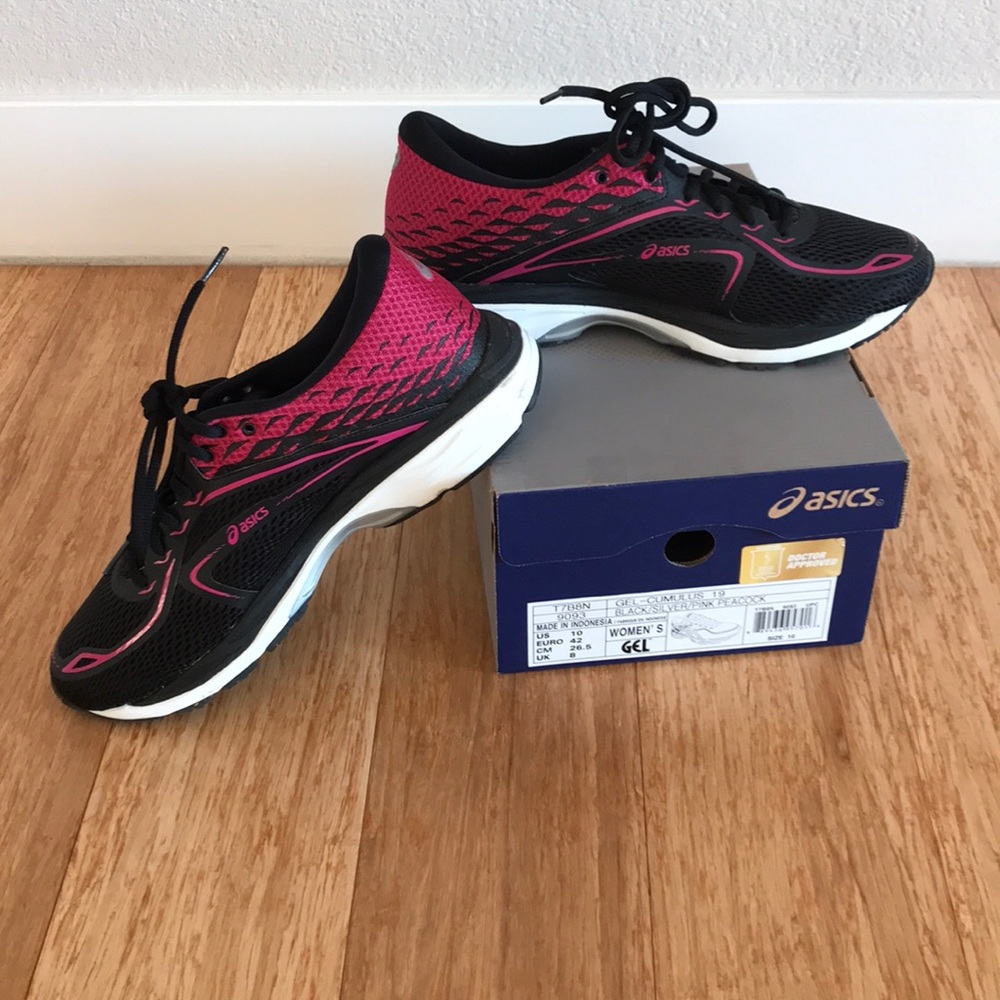 ASICS Gel Cumulus 19 size 10 - Like New
